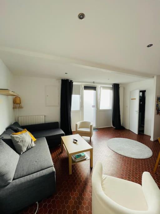 Studio Cosy Et Lumineux De 35M2 A Romagnat Apartment Exterior photo