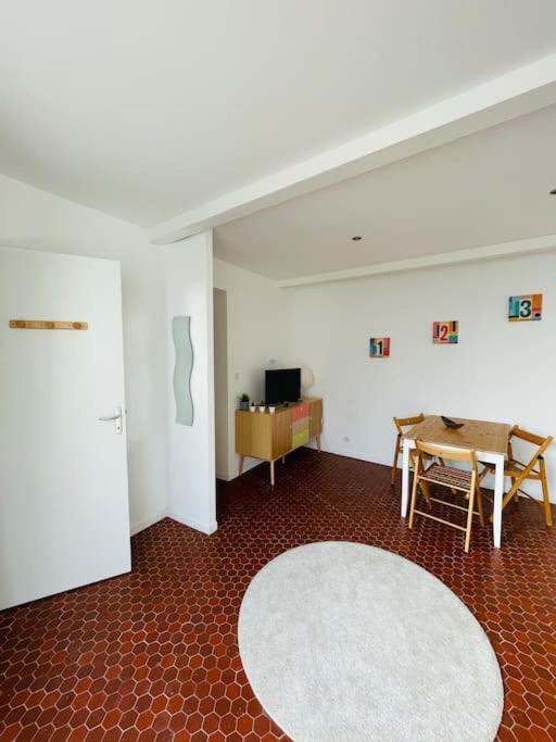 Studio Cosy Et Lumineux De 35M2 A Romagnat Apartment Exterior photo